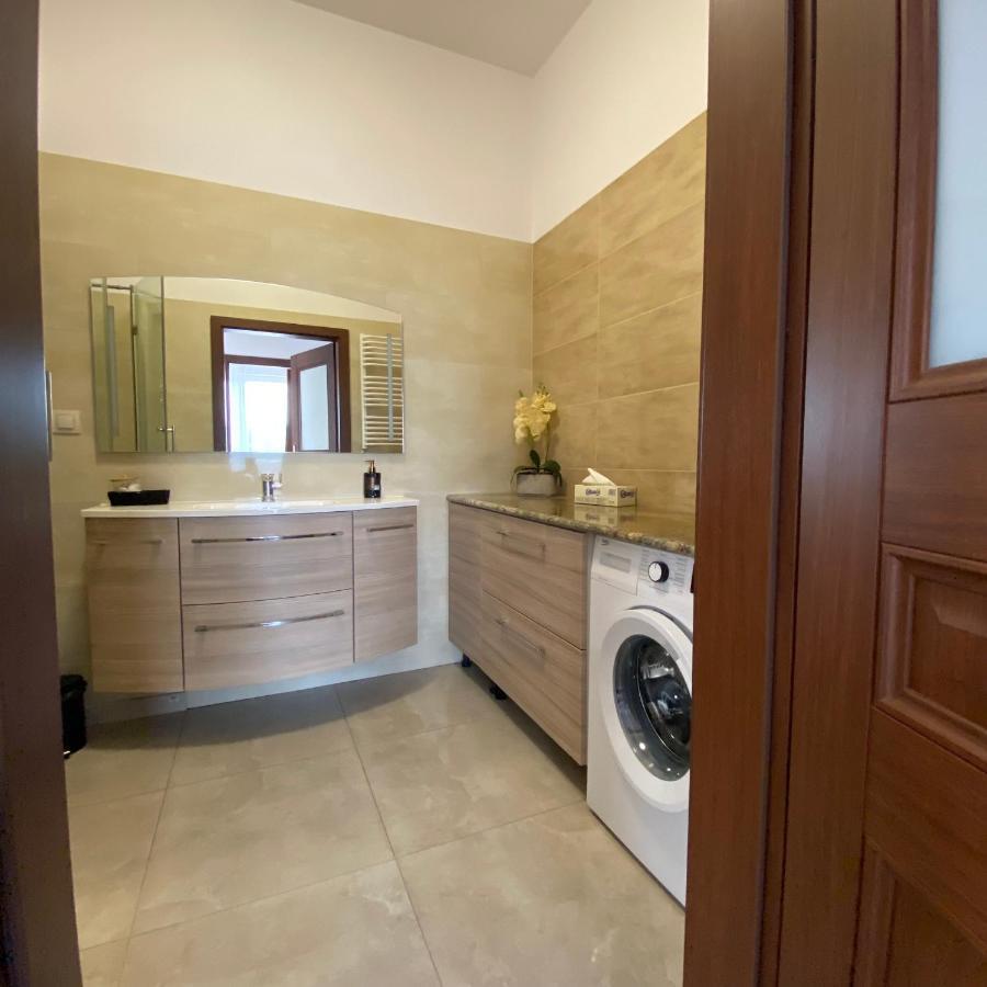 Apartamenty Teatralne غوجوف فييلكوبولسكي المظهر الخارجي الصورة